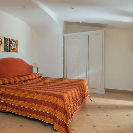 La Vue D'or Hotel 4*