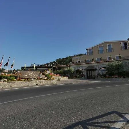 La Vue D'or Готель 4*