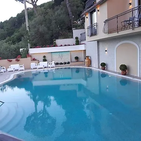 La Vue D'or Sorrente