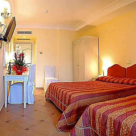La Vue D'or 4* Сорренто