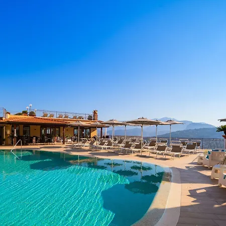 La Vue D'or Ξενοδοχείο 4*