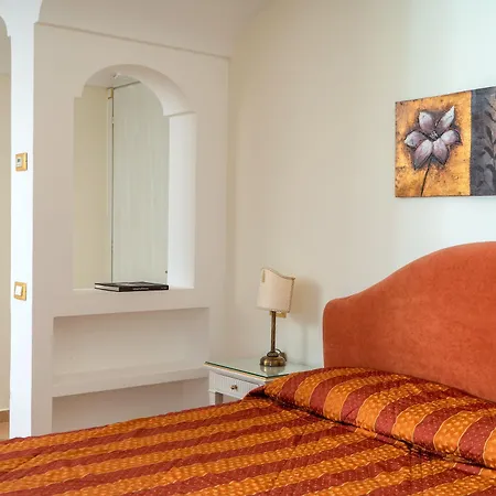 ホテル ラ ヴュ ドール ソレント