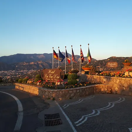 ホテル ラ ヴュ ドール ソレント