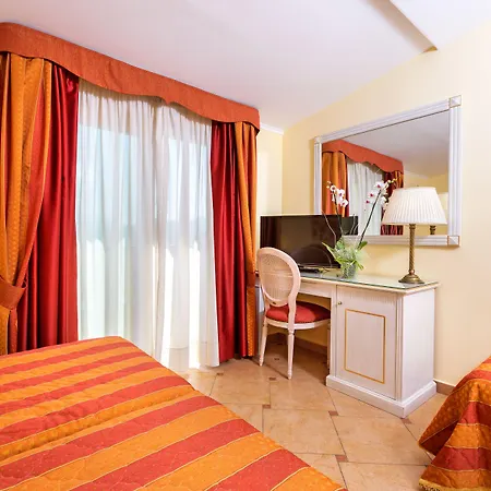 Готель La Vue D'or Сорренто