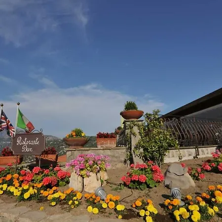 La Vue D'or Готель