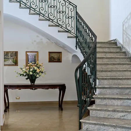 Готель La Vue D'or 4*