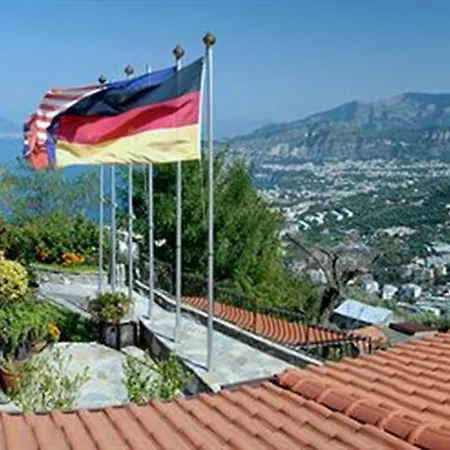 La Vue D'or
