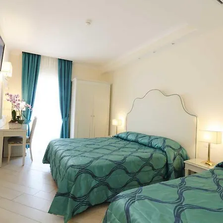 ラ ヴュ ドール ホテル