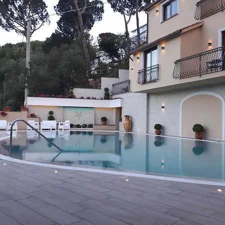 ラ ヴュ ドール ホテル ソレント